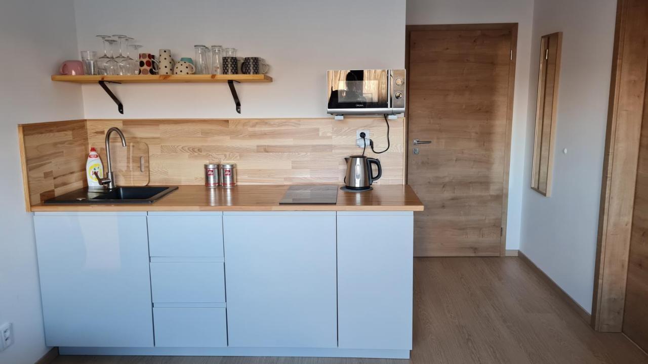 Apartmany Zamecka Jilemnice Ngoại thất bức ảnh
